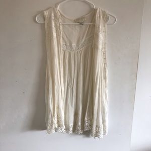 Crotchet White Flowy Vest/Sleeveless Cardigan